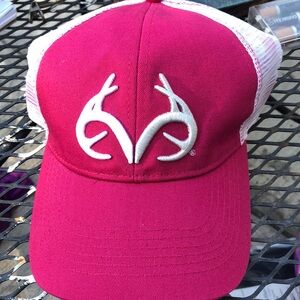 RealTree Logo Pink Grey Hat Ball Cap Adjustable Snapback Mesh Hunting Light Gray
